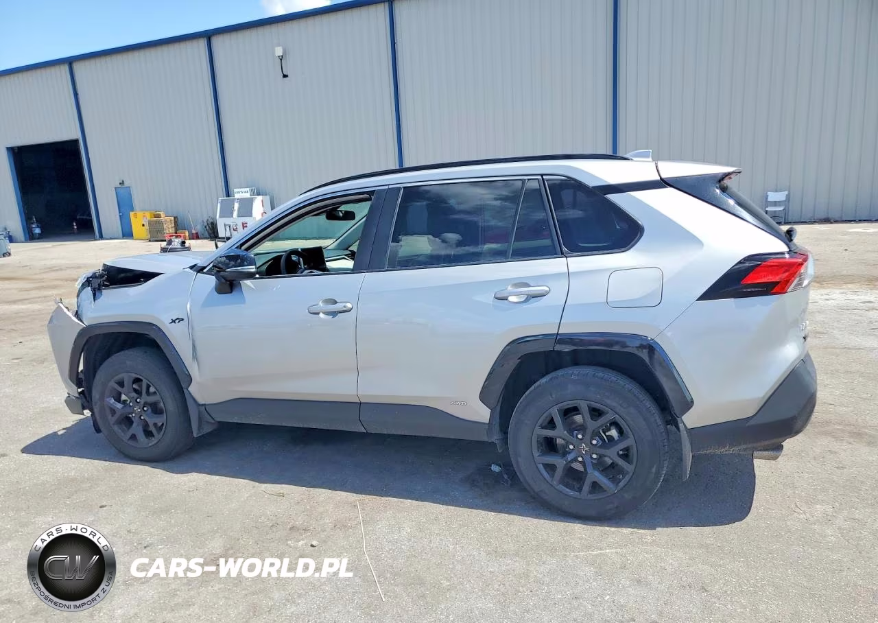 2024 Toyota Rav4 Hybrid Xle VIN:2T3RWRFV0RW201421 - 2