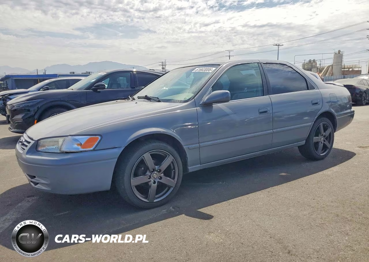 1999 Toyota Camry Le