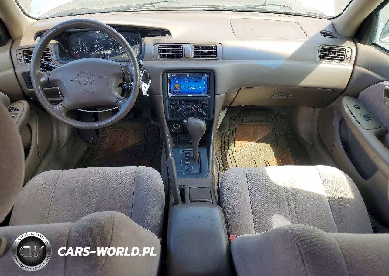 1999 Toyota Camry Le VIN:4T1BG22K8XU519925 - 8