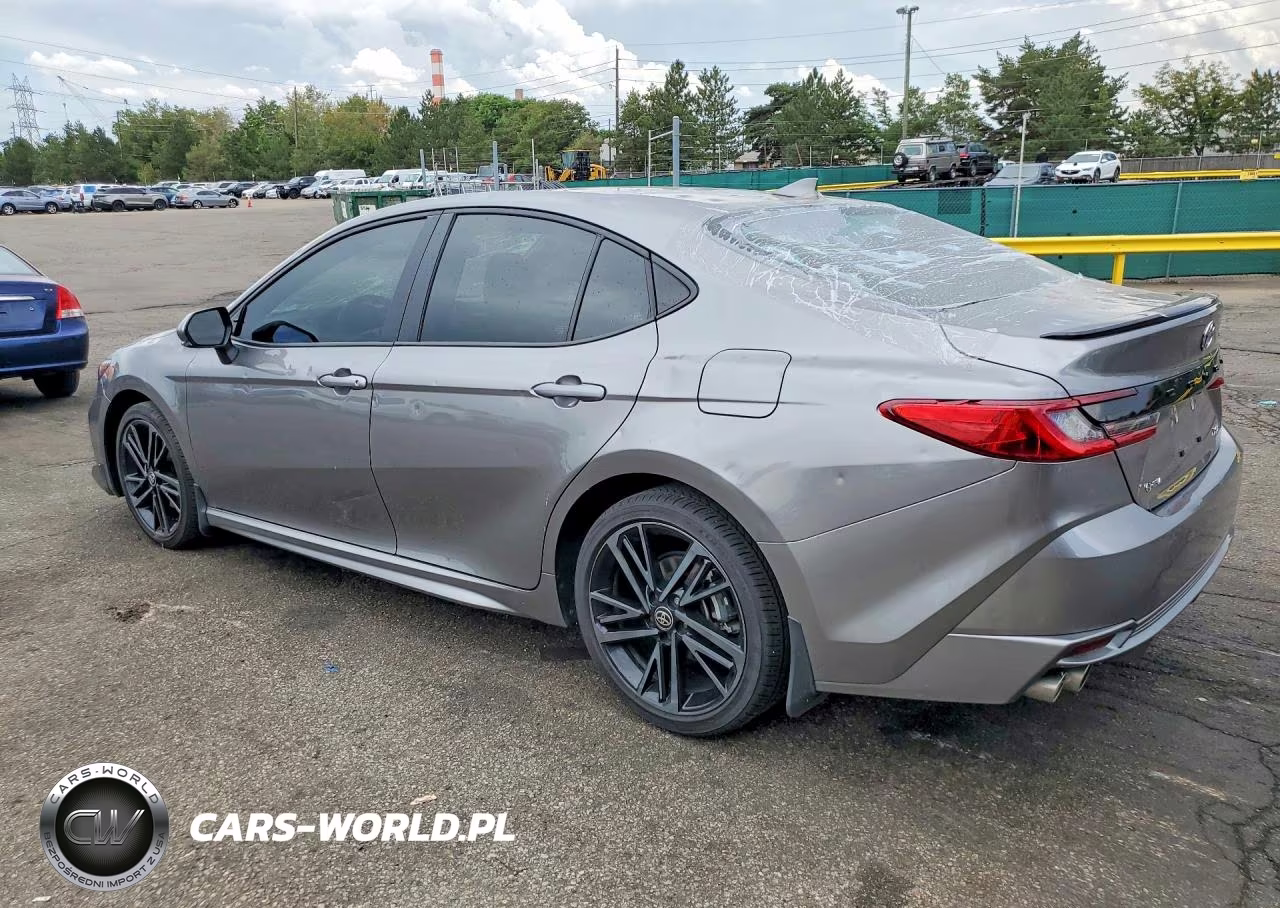 2025 Toyota Camry Xse VIN:4T1DAACK2SU626979 - 2