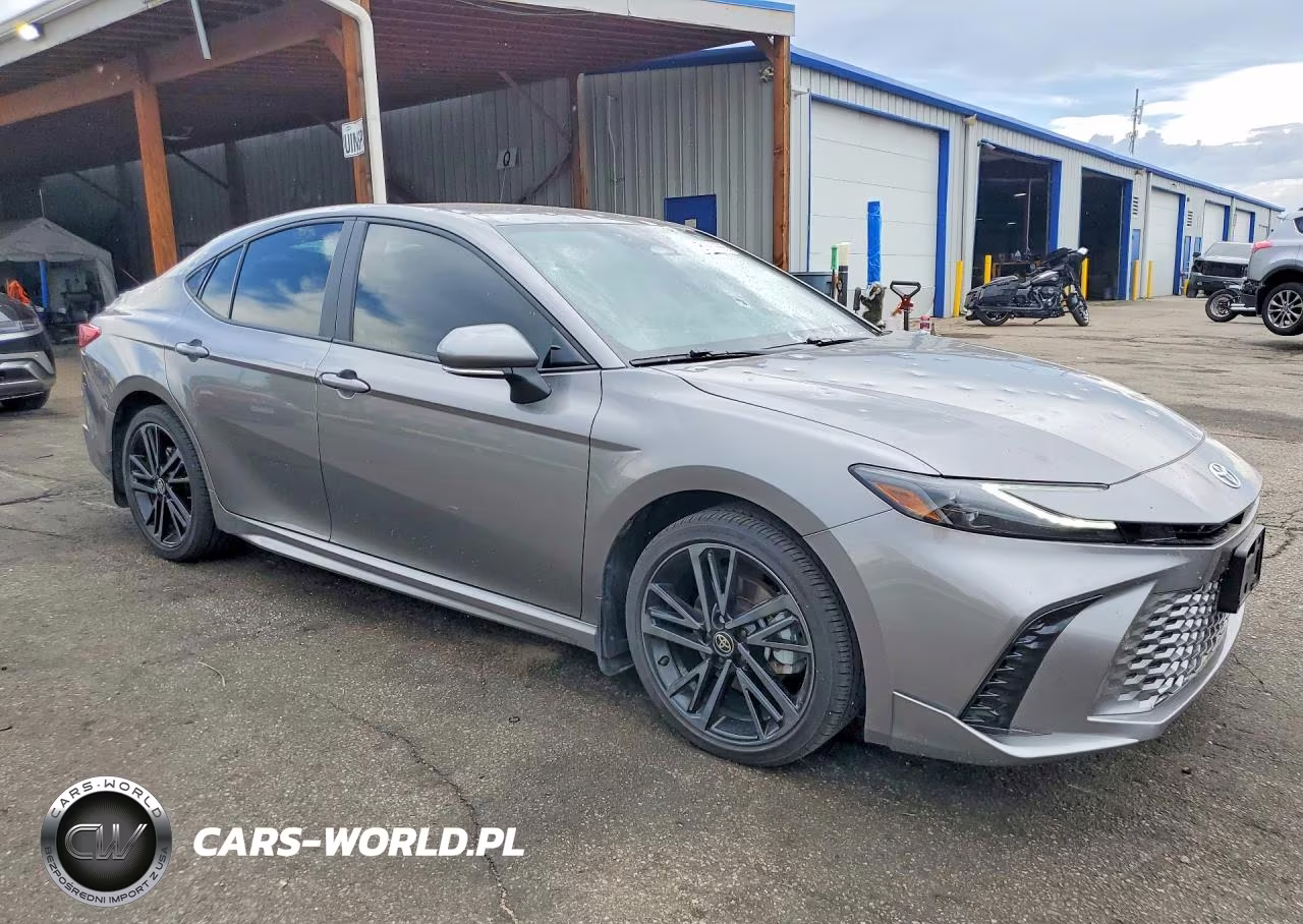 2025 Toyota Camry Xse VIN:4T1DAACK2SU626979 - 4