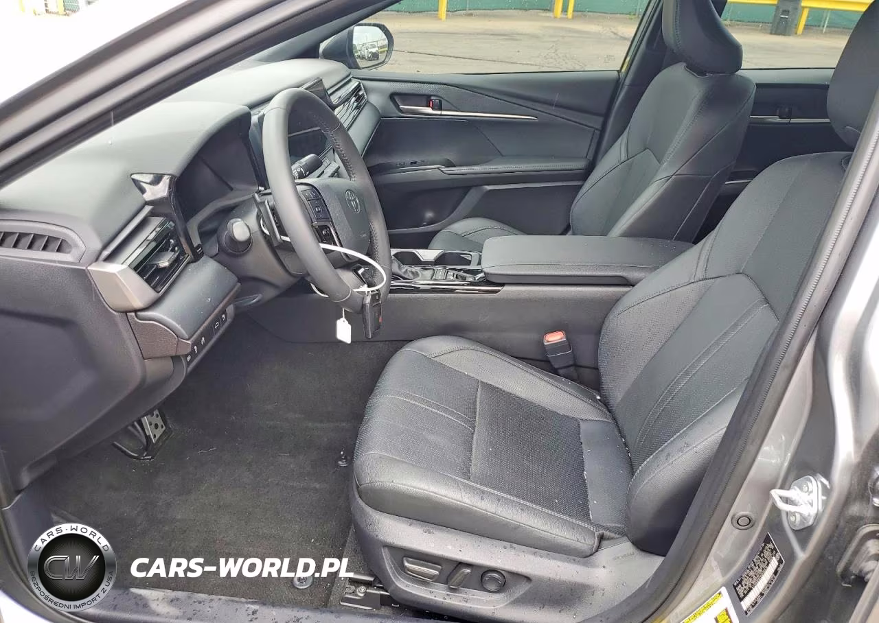 2025 Toyota Camry Xse VIN:4T1DAACK2SU626979 - 7