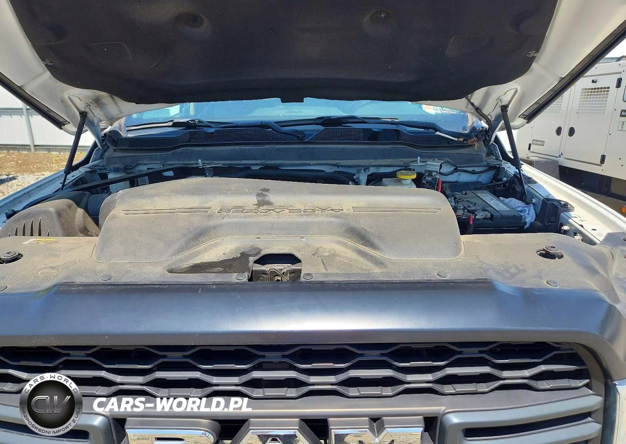 2019 Ram 3500 VIN:3C7WR8AJ8KG649889 - 11
