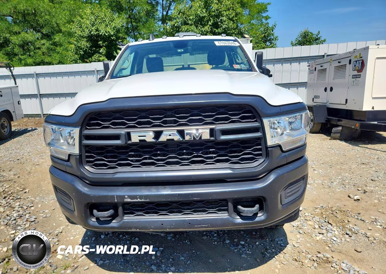 2019 Ram 3500 VIN:3C7WR8AJ8KG649889 - 5