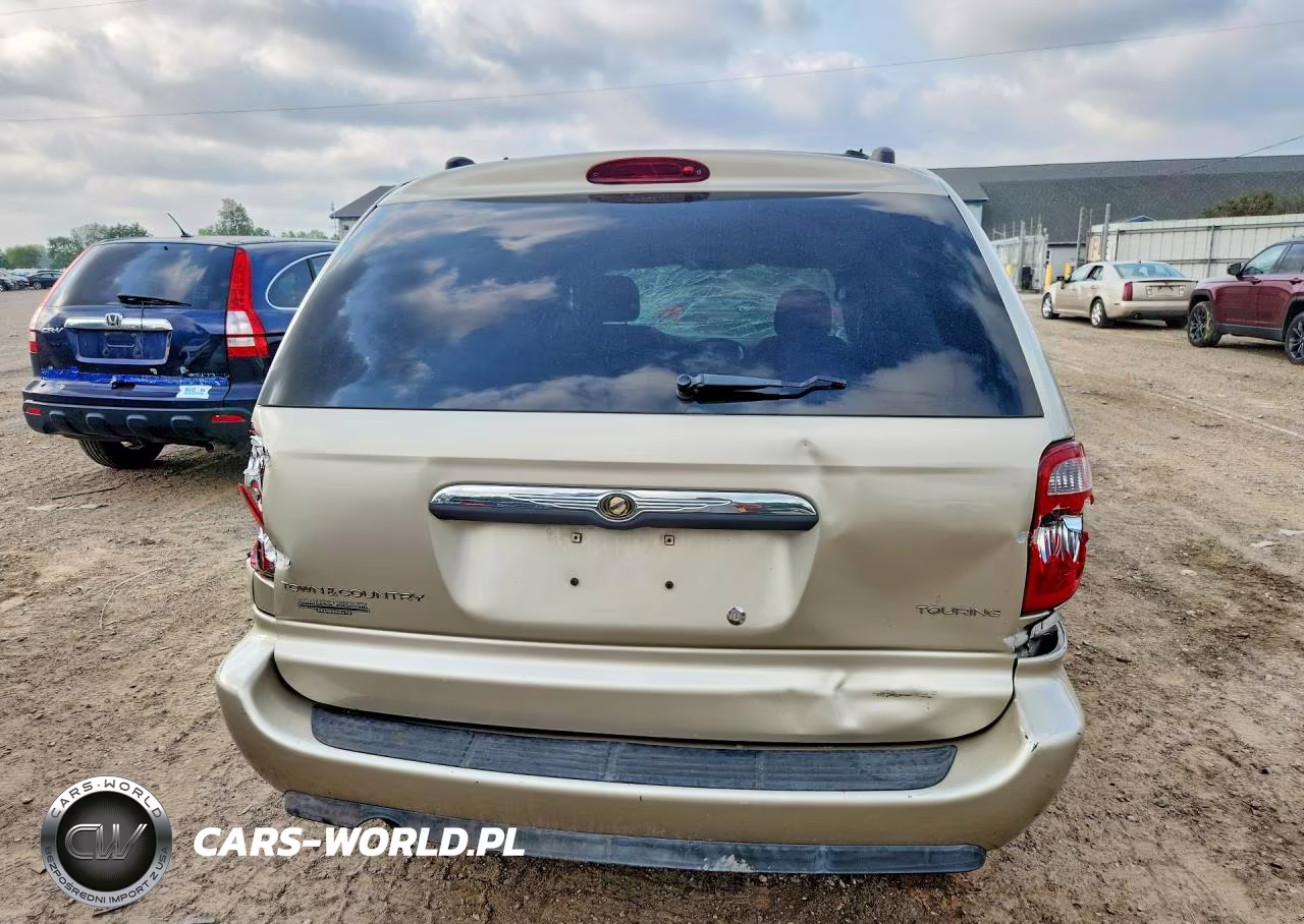 2005 Chrysler Town & Country Touring VIN:2C4GP54L45R526219 - 6
