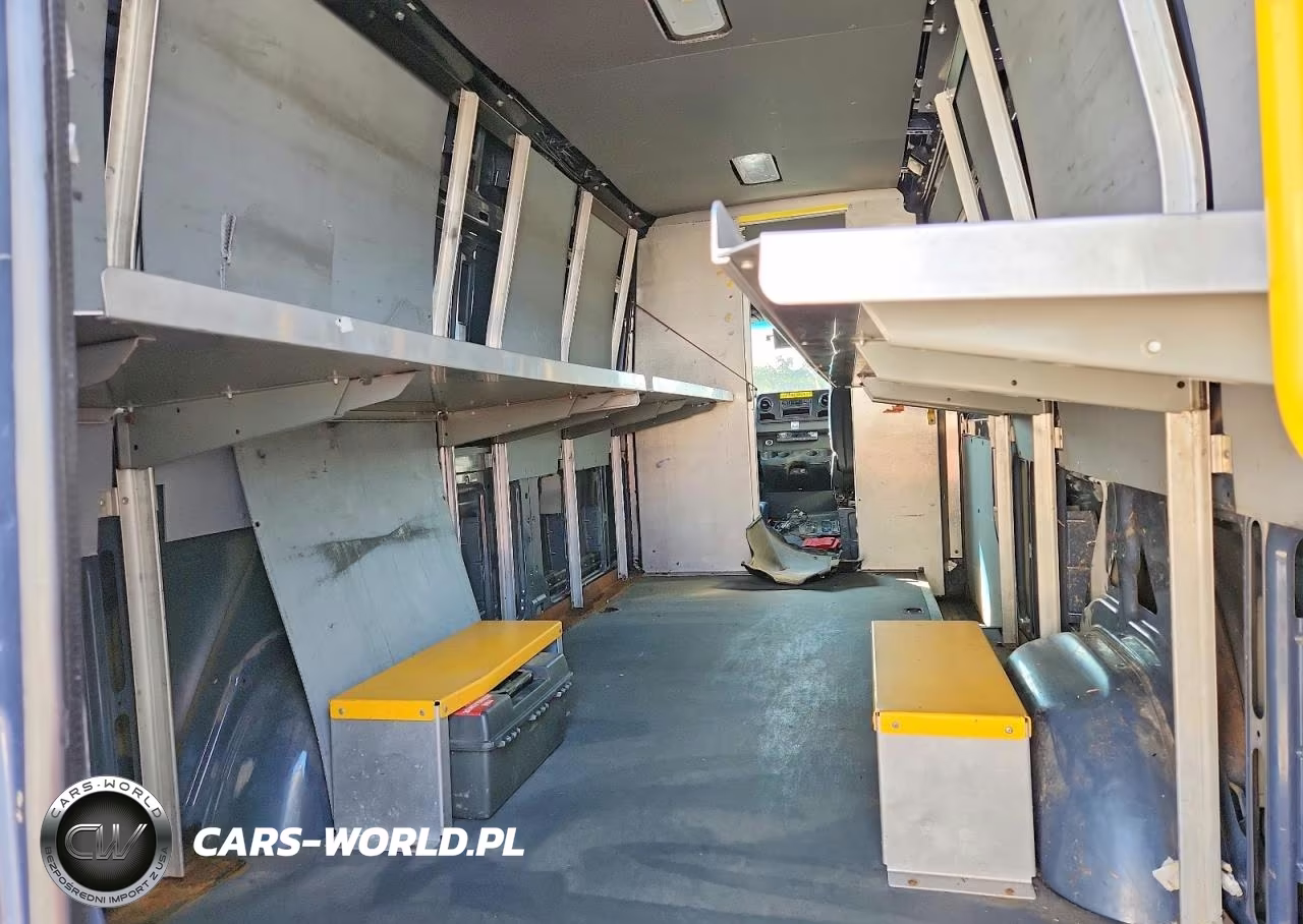 2019 Mercedes-Benz Sprinter 2500-3500 VIN:WD4PF1CD3KT006884 - 10