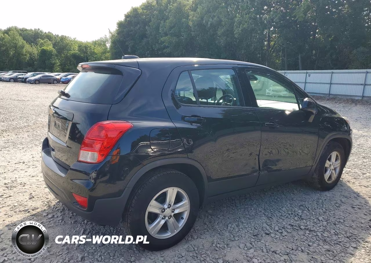 2019 Chevrolet Trax Ls VIN:3GNCJKSBXKL255580 - 3