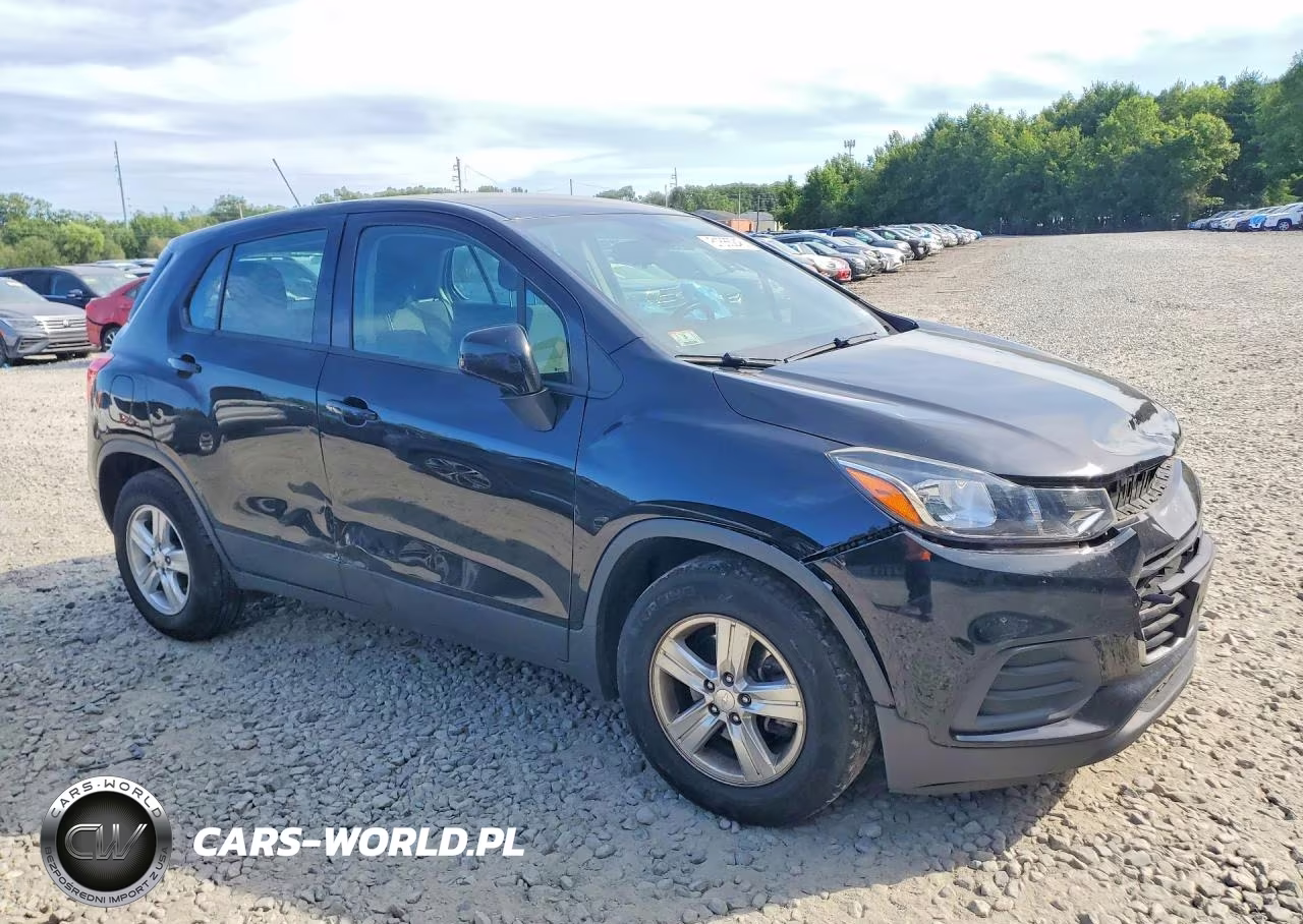 2019 Chevrolet Trax Ls VIN:3GNCJKSBXKL255580 - 4