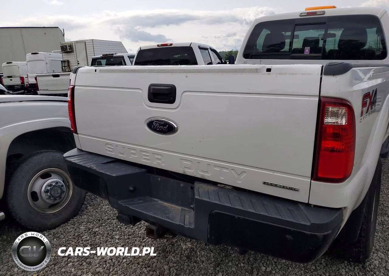 2015 Ford F350 Super Duty VIN:1FTRF3B62FEB15770 - 10
