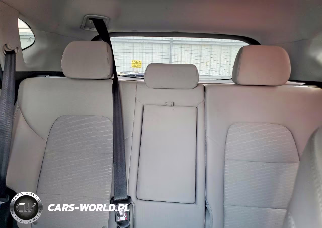 2020 Hyundai Tucson Value VIN:KM8J3CA44LU136414 - 10