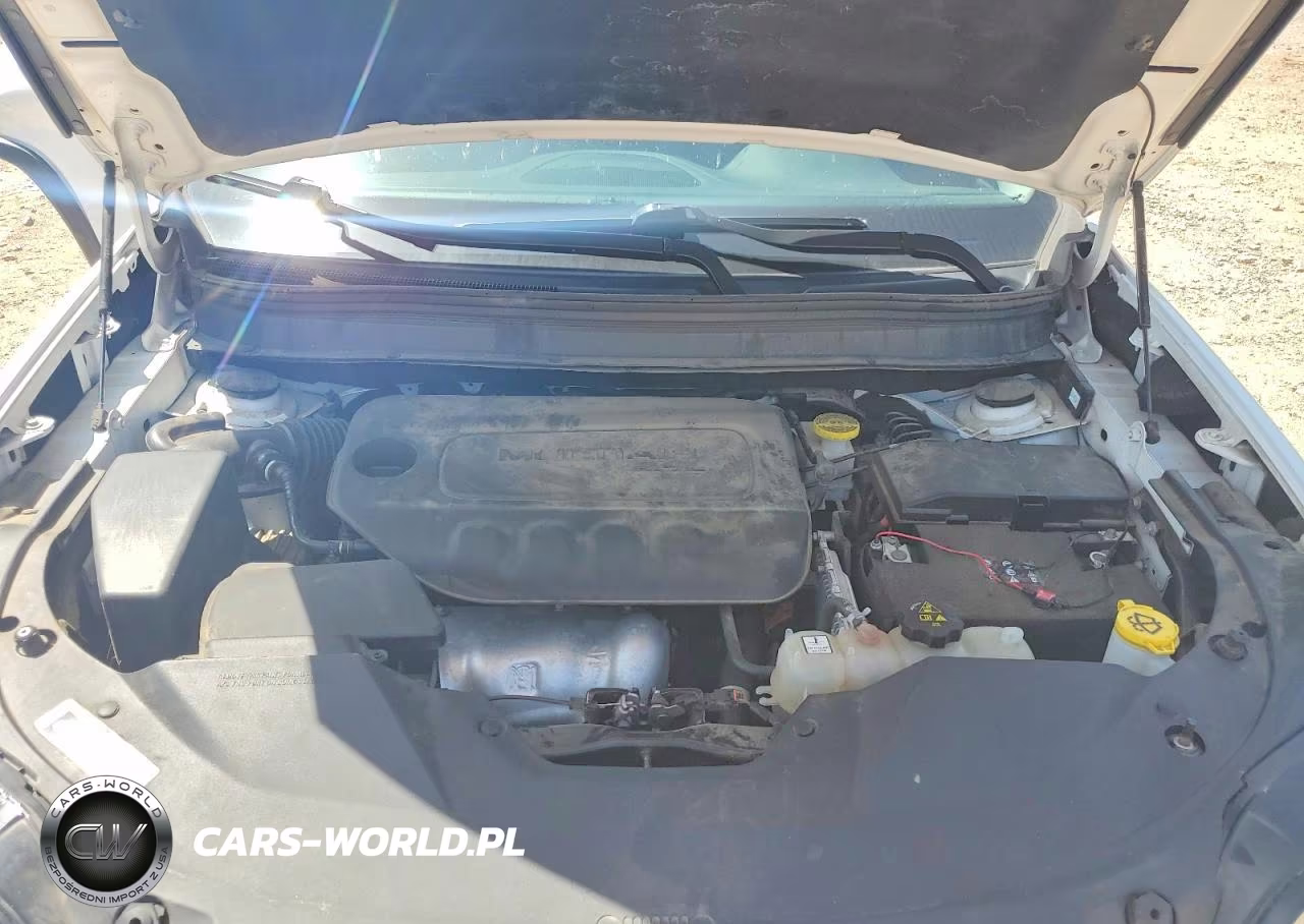 2020 Jeep Cherokee Latitude Plus VIN:1C4PJLLB6LD561066 - 12
