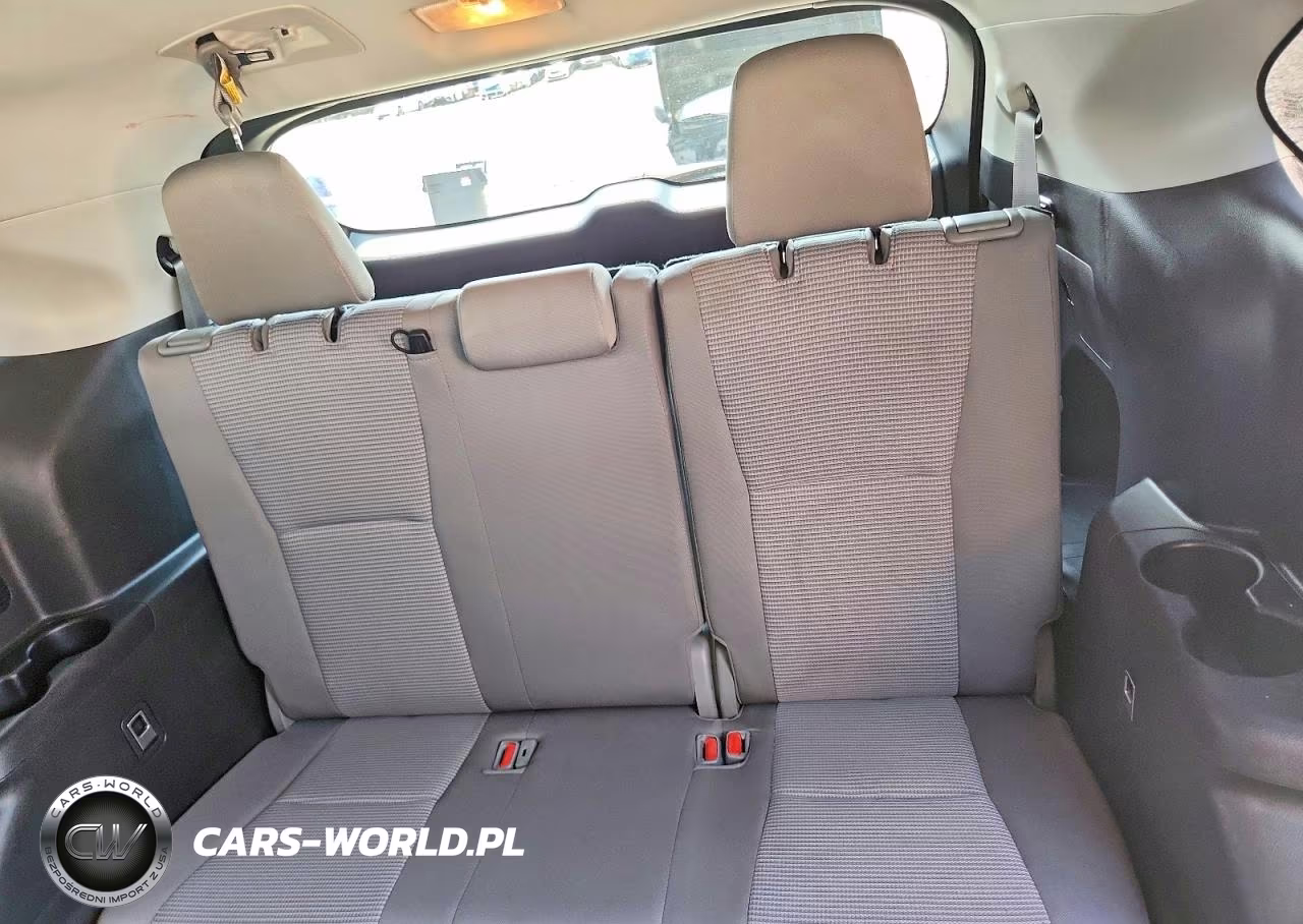 2020 Toyota Highlander Le VIN:5TDZZRAH0LS506502 - 10