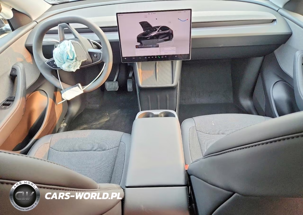 2026 Tesla Model Y VIN:7SAYGDEE5TA705912 - 8
