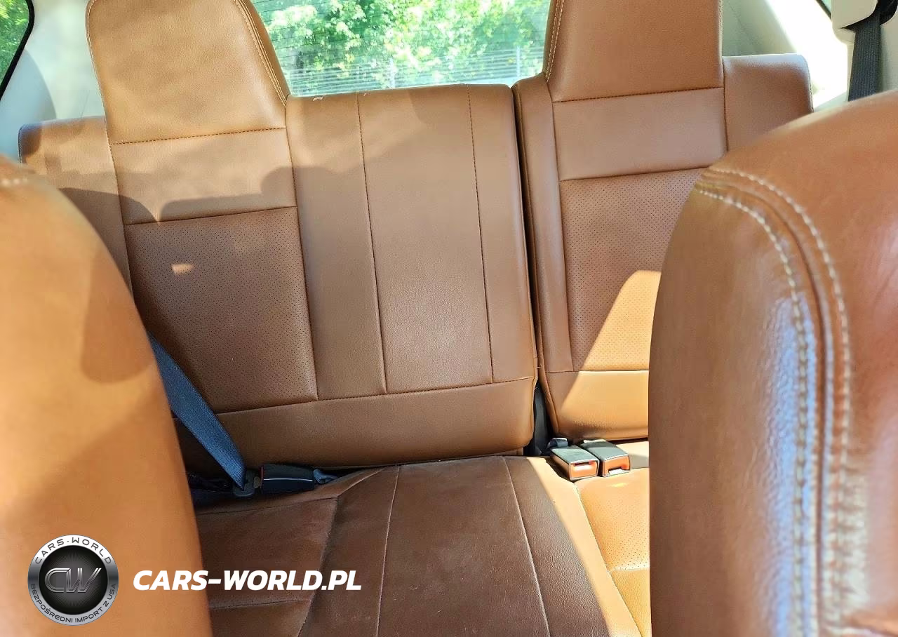 2016 Jeep Compass Latitude VIN:1C4NJDEB8GD639525 - 10