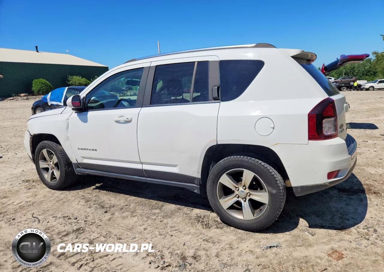 2016 Jeep Compass Latitude VIN:1C4NJDEB8GD639525 - 2