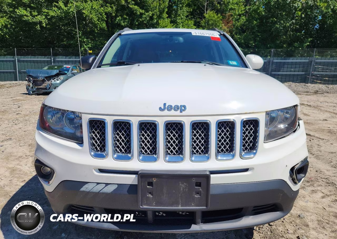 2016 Jeep Compass Latitude VIN:1C4NJDEB8GD639525 - 5