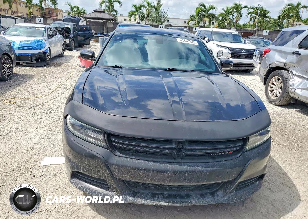 2015 Dodge Charger Sxt VIN:2C3CDXHG8FH749908 - 5