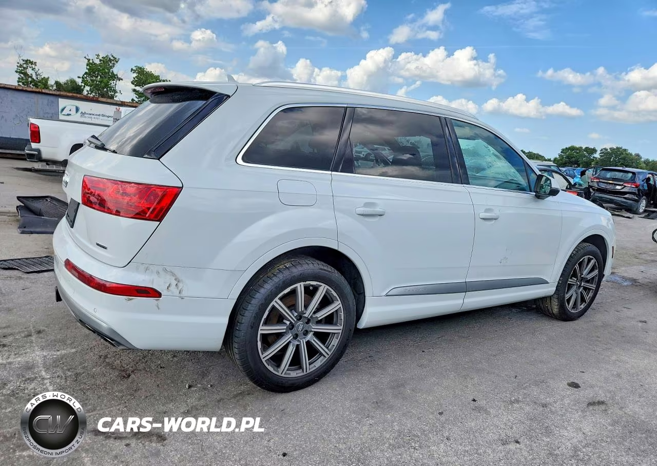 2018 Audi Q7 Premium Plus VIN:WA1LHAF77JD035283 - 3