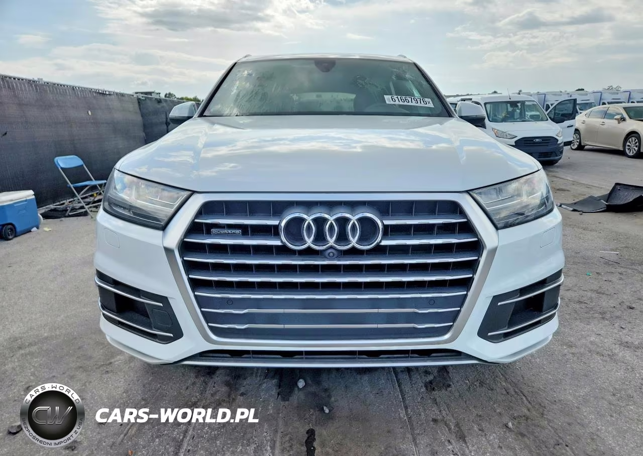 2018 Audi Q7 Premium Plus VIN:WA1LHAF77JD035283 - 5