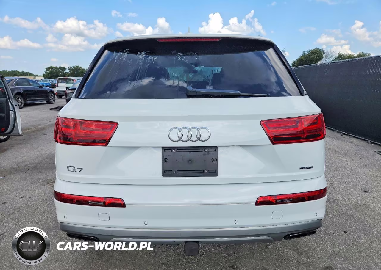 2018 Audi Q7 Premium Plus VIN:WA1LHAF77JD035283 - 6