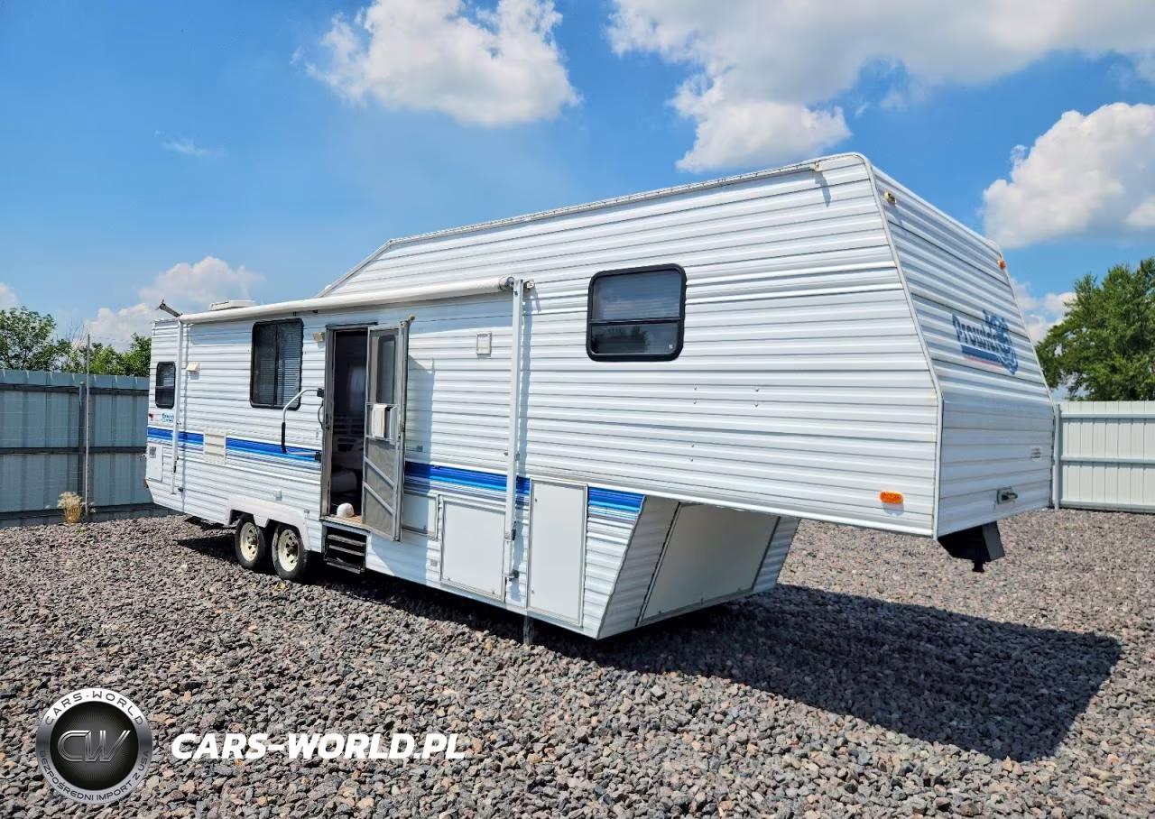 1995 Fleetwood Prowler Camper – zdjęcie 1 z 10