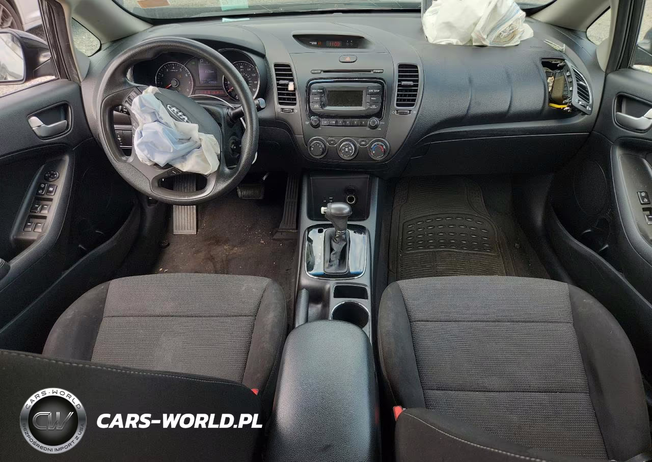 2018 Kia Forte Lx VIN:3KPFK4A7XJE235487 - 8
