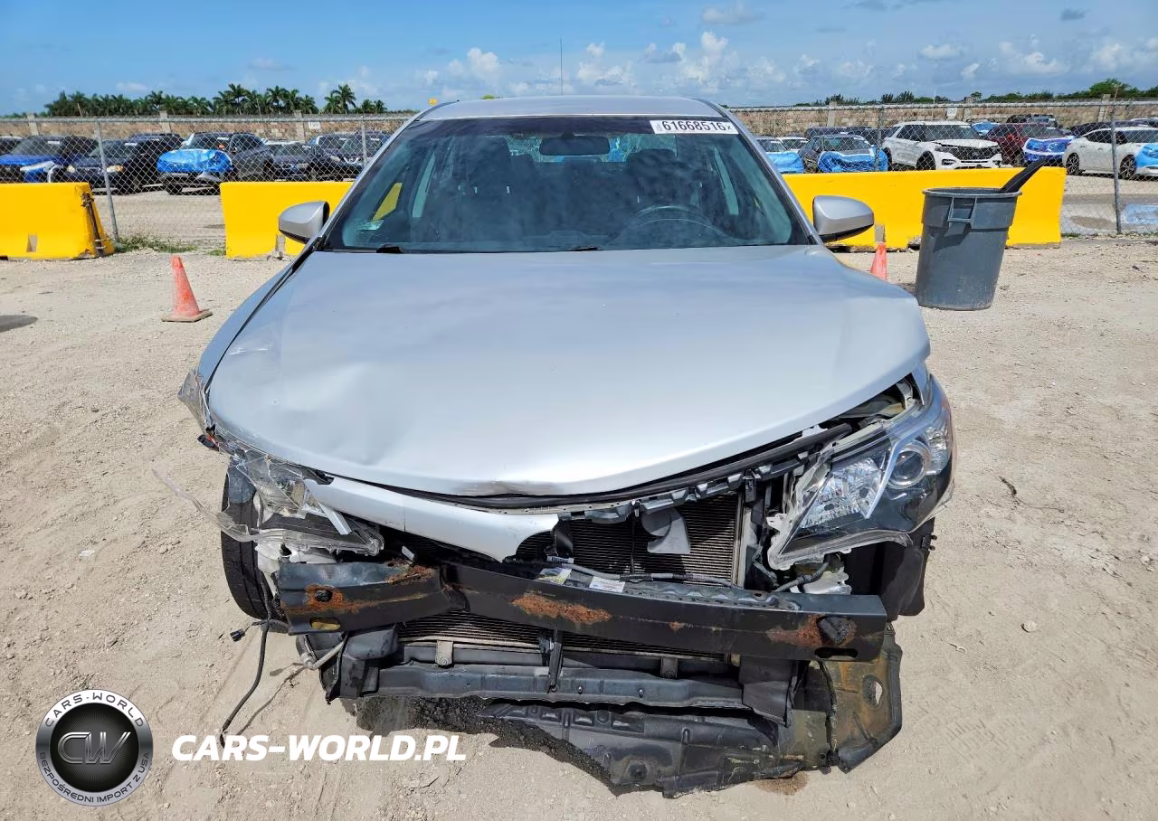2014 Toyota Camry Se VIN:4T1BF1FK1EU854576 - 5