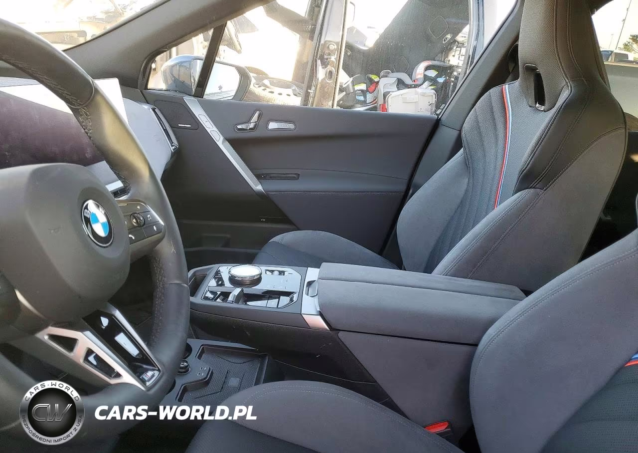 2026 BMW Ix xDrive45 VIN:WB543CF00TCW06382 - 7