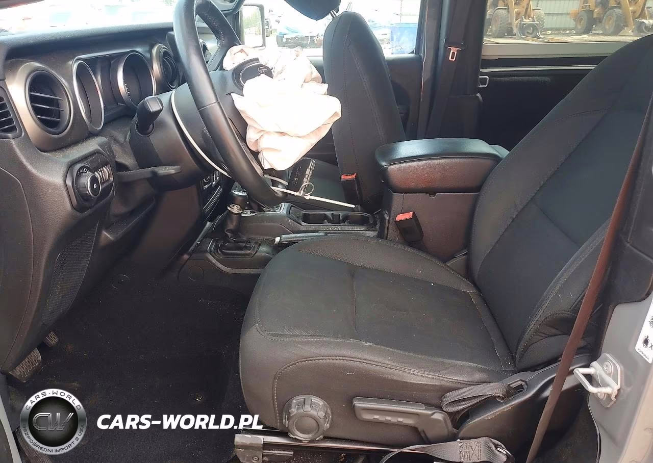 2018 Jeep Wrangler Sport VIN:1C4GJXAG6JW235601 - 7