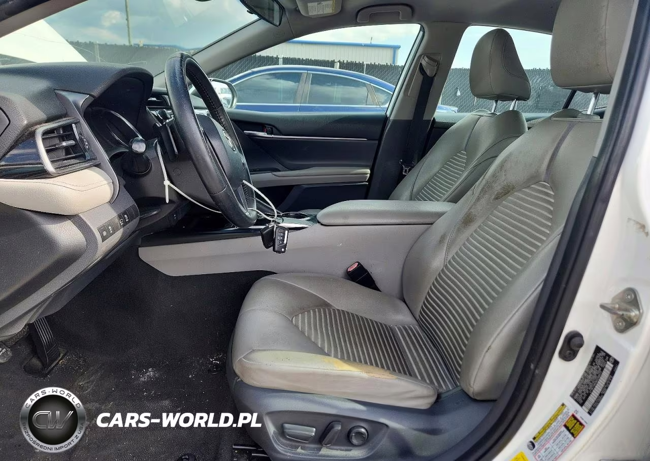 2019 Toyota Camry Se VIN:4T1B11HK9KU268473 - 7