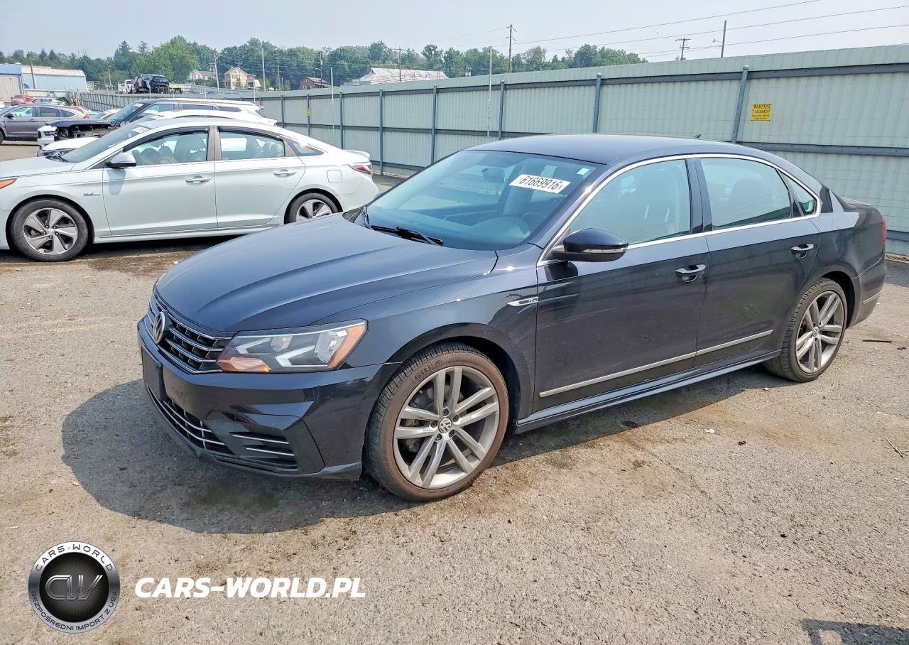 2017 Volkswagen Passat R-Line – zdjęcie 1 z 12