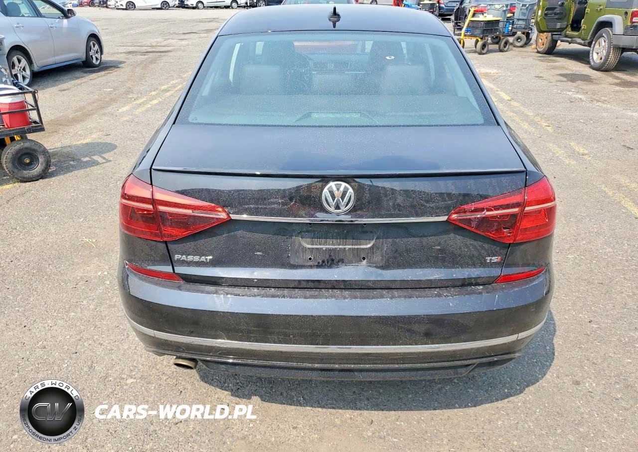 2017 Volkswagen Passat R-Line VIN:1VWDT7A33HC082842 - 6