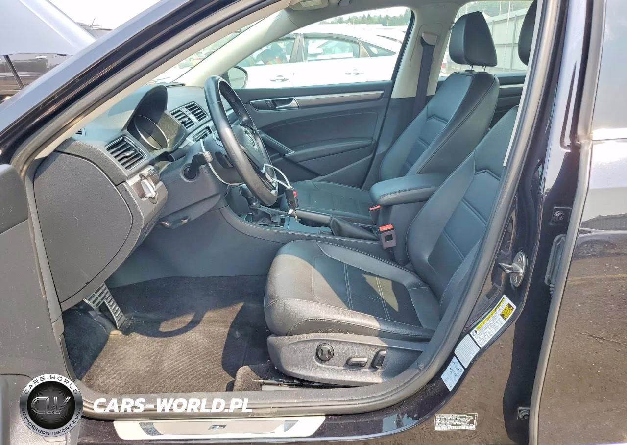 2017 Volkswagen Passat R-Line VIN:1VWDT7A33HC082842 - 7
