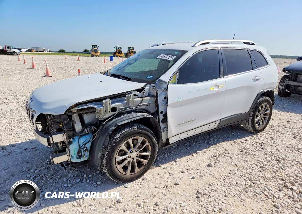2019 Jeep Cherokee Latitude Plus – zdjęcie 1 z 13
