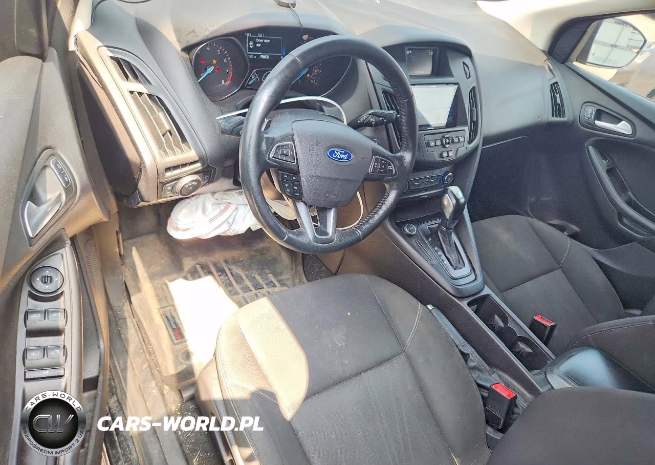 2015 Ford Focus Se VIN:1FADP3K21FL218362 - 8