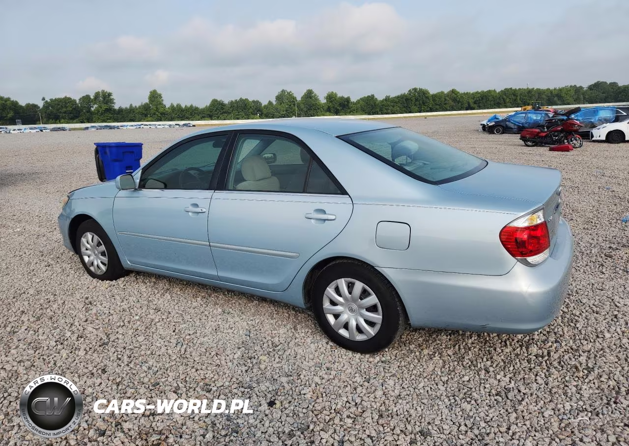 2005 Toyota Camry Le VIN:4T1BE32K85U555669 - 2
