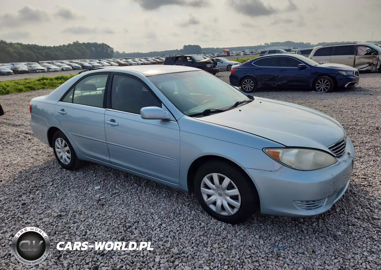 2005 Toyota Camry Le VIN:4T1BE32K85U555669 - 4