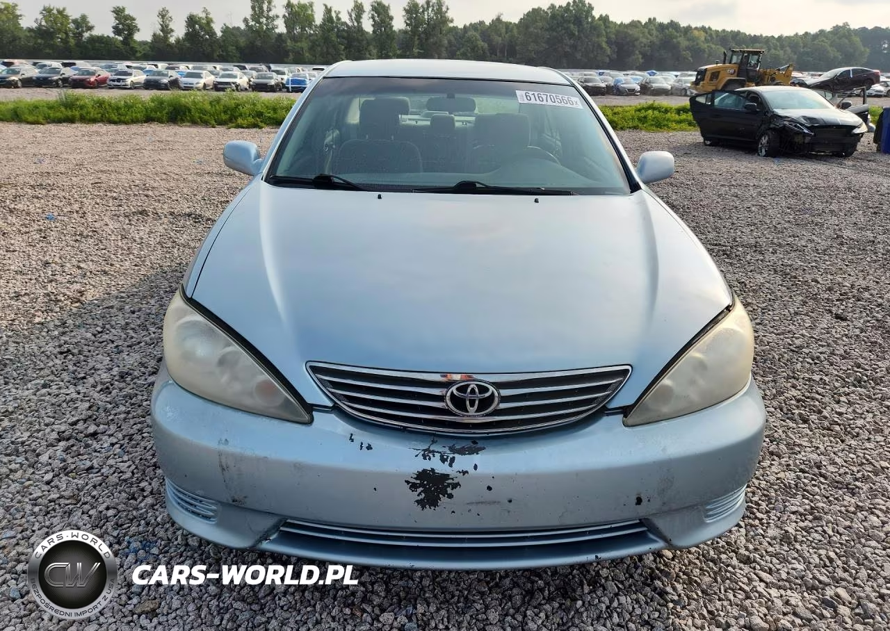 2005 Toyota Camry Le VIN:4T1BE32K85U555669 - 5