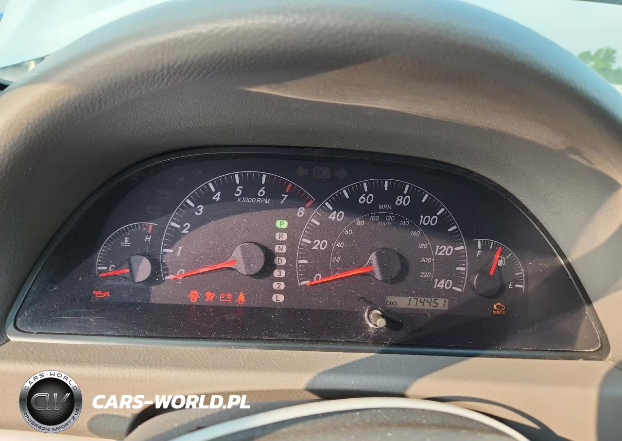 2005 Toyota Camry Le VIN:4T1BE32K85U555669 - 9