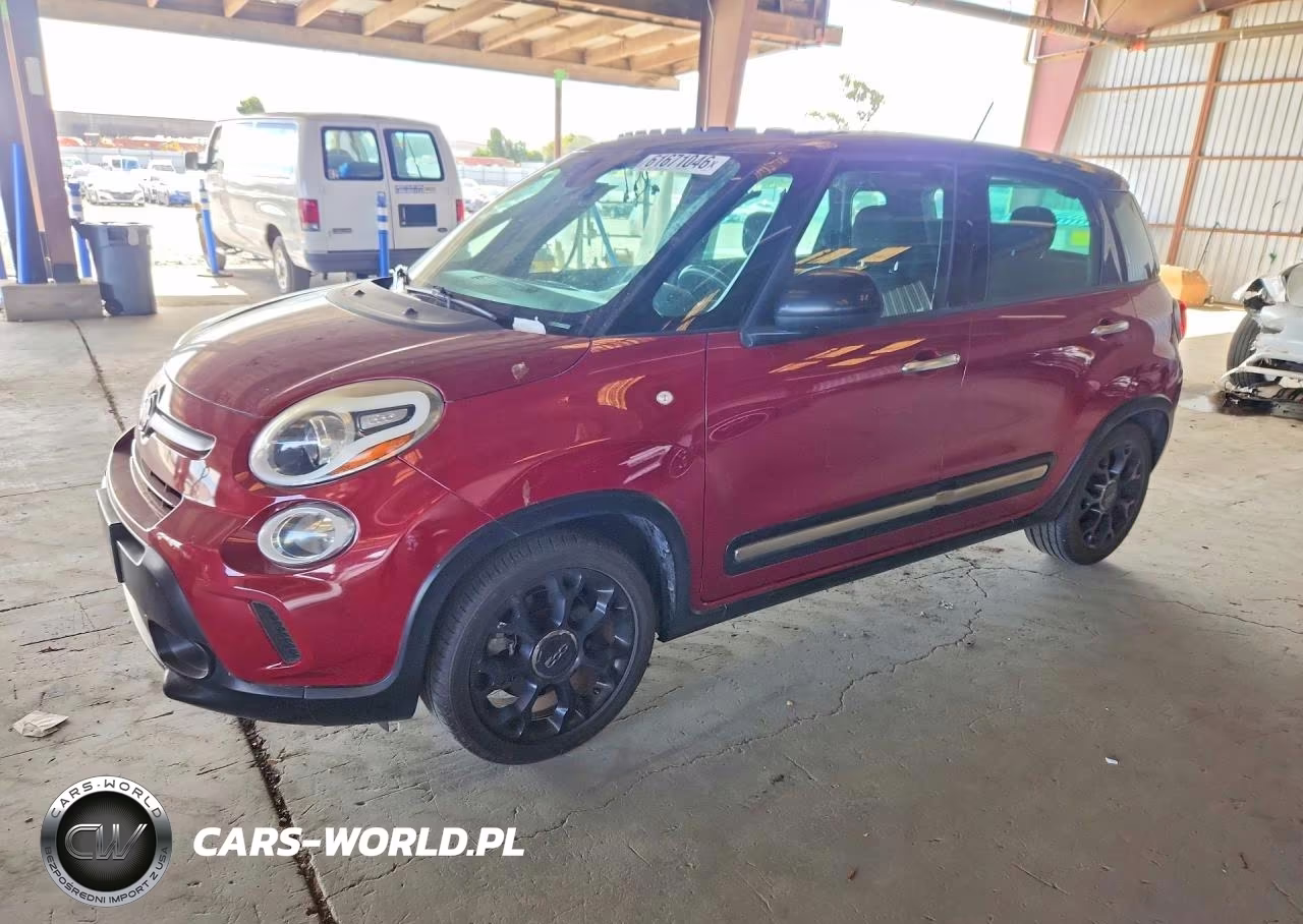2015 Fiat 500L Trekking – zdjęcie 1 z 12