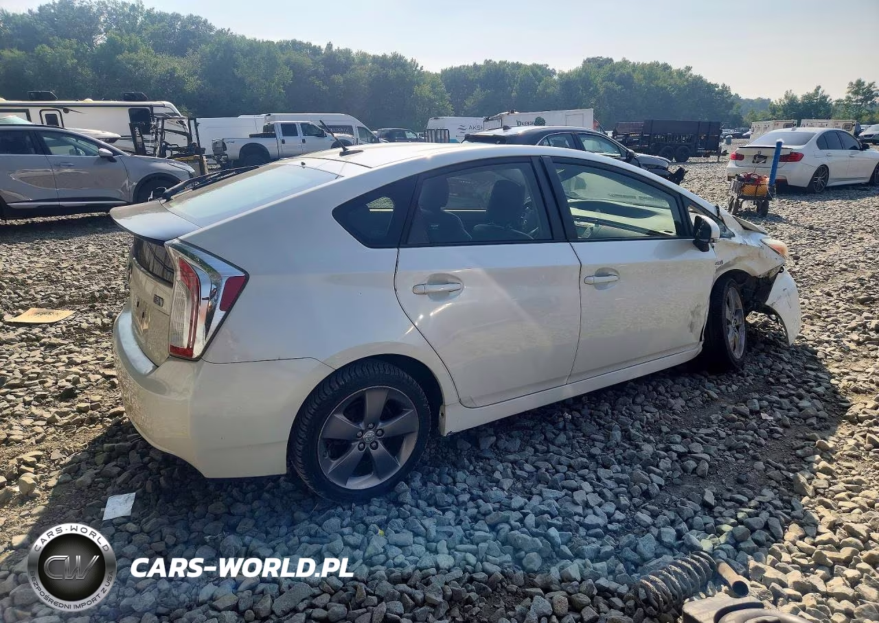 2015 Toyota Prius VIN:JTDKN3DU3F0407490 - 3