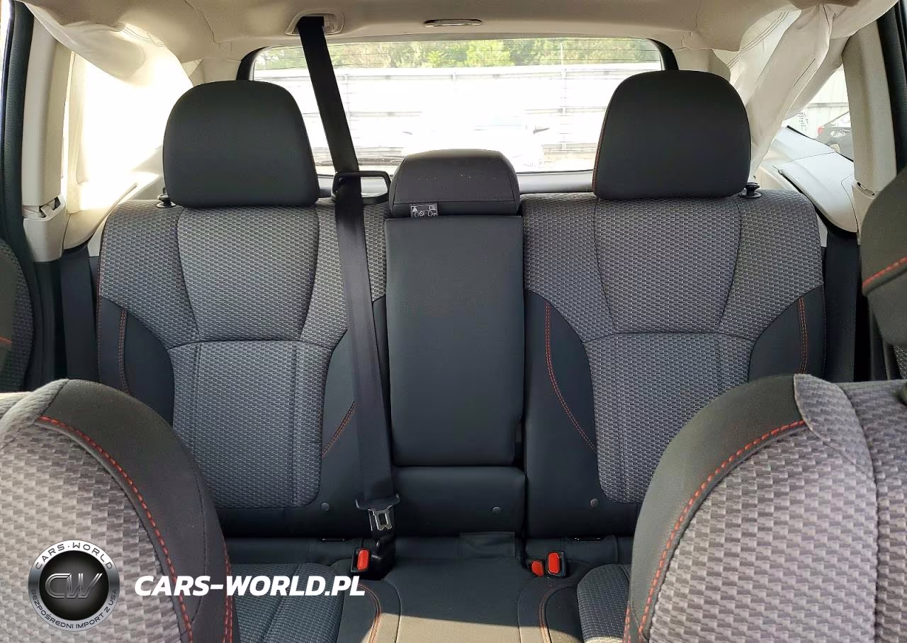 2020 Subaru Forester Sport VIN:JF2SKARC5LH504590 - 10