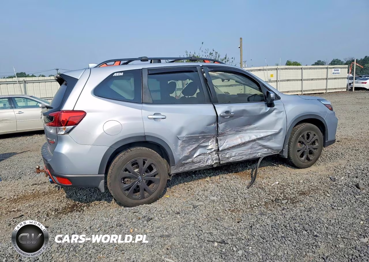 2020 Subaru Forester Sport VIN:JF2SKARC5LH504590 - 3