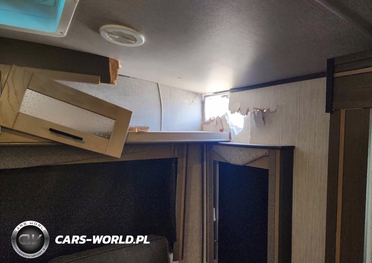 2021 Cruiser Twilight Camper VIN:5RXPB3020M1438851 - 9
