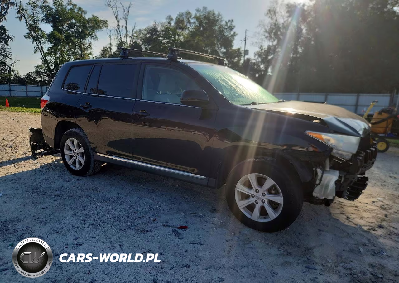 2013 Toyota Highlander Base VIN:5TDBK3EH9DS221635 - 4