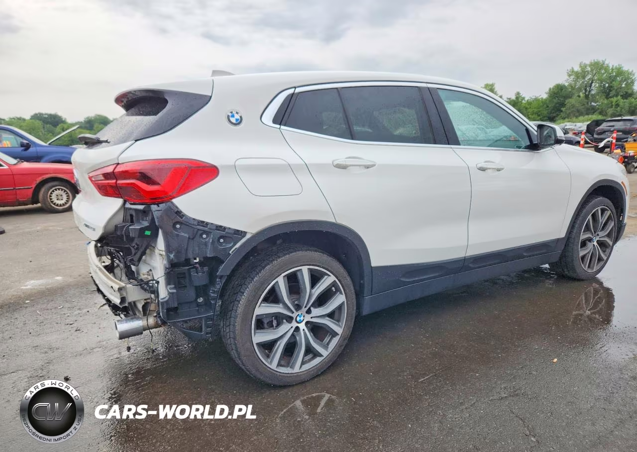 2018 BMW X2 xDrive28I VIN:WBXYJ5C34JEF75764 - 3