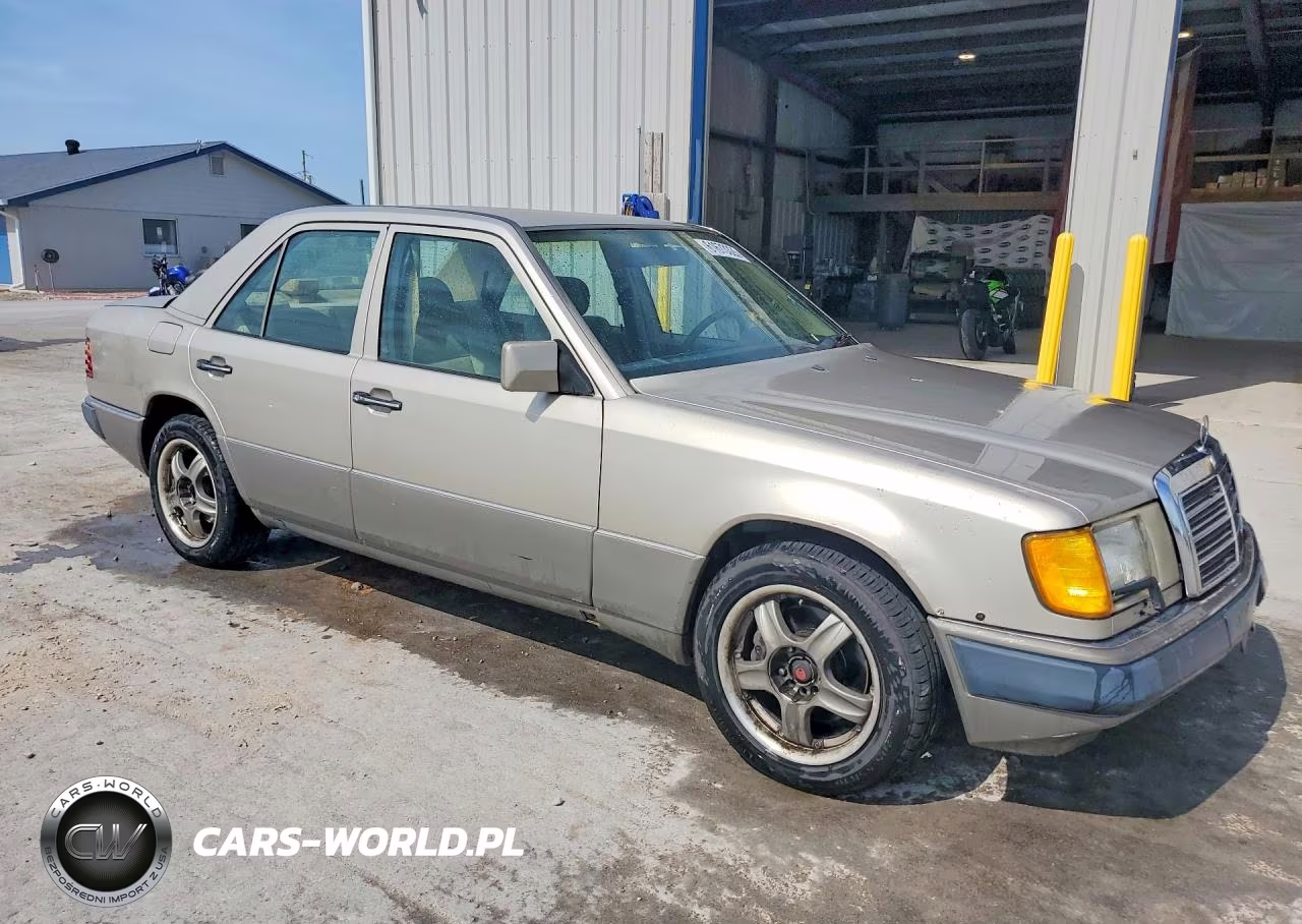 1992 Mercedes-Benz 400 E VIN:WDBEA34E6NB793146 - 4