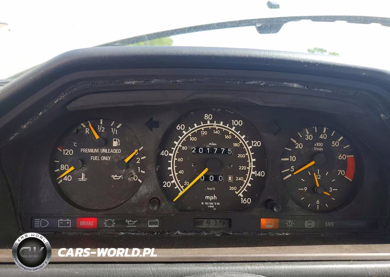 1992 Mercedes-Benz 400 E VIN:WDBEA34E6NB793146 - 9