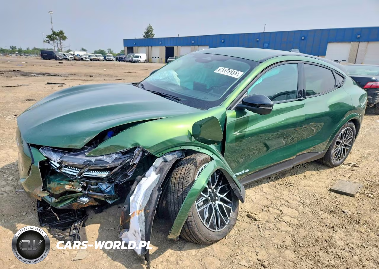 2026 Ford Mustang Mach-E Premium – zdjęcie 1 z 12