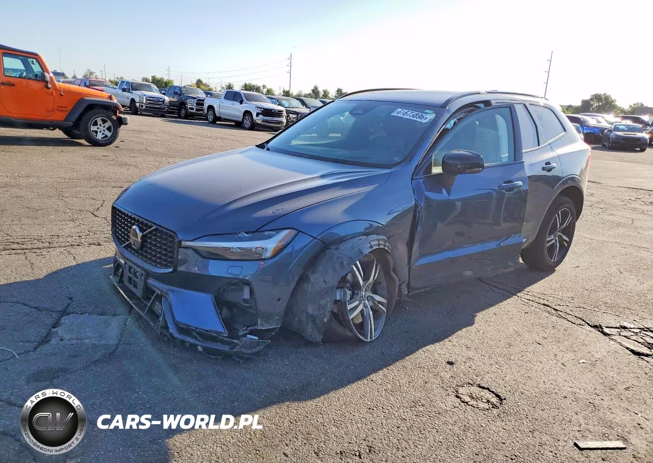 2022 Volvo Xc60 B5 R-Design